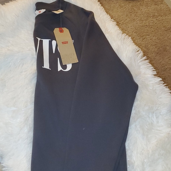 Levi's - Picture 2 of 2